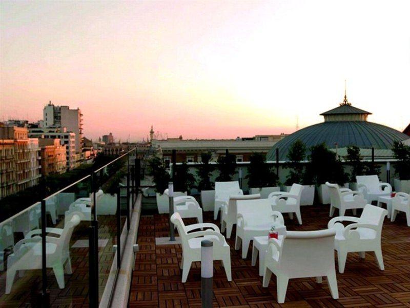 Jr Hotels Oriente Bari Bagian luar foto